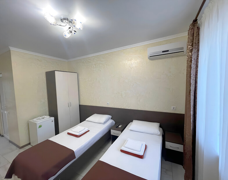 Стандарт двухместный с двумя кроватями 